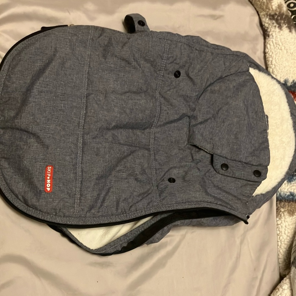 Skip hop car seat cover